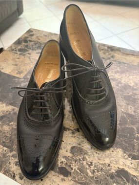 Neiman Marcus/Gravati Cap Toe Oxfords in Black Leather - Size 8N